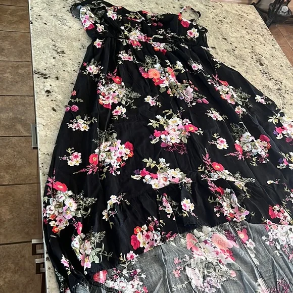 Cocktail dress - Picture 1 of 2